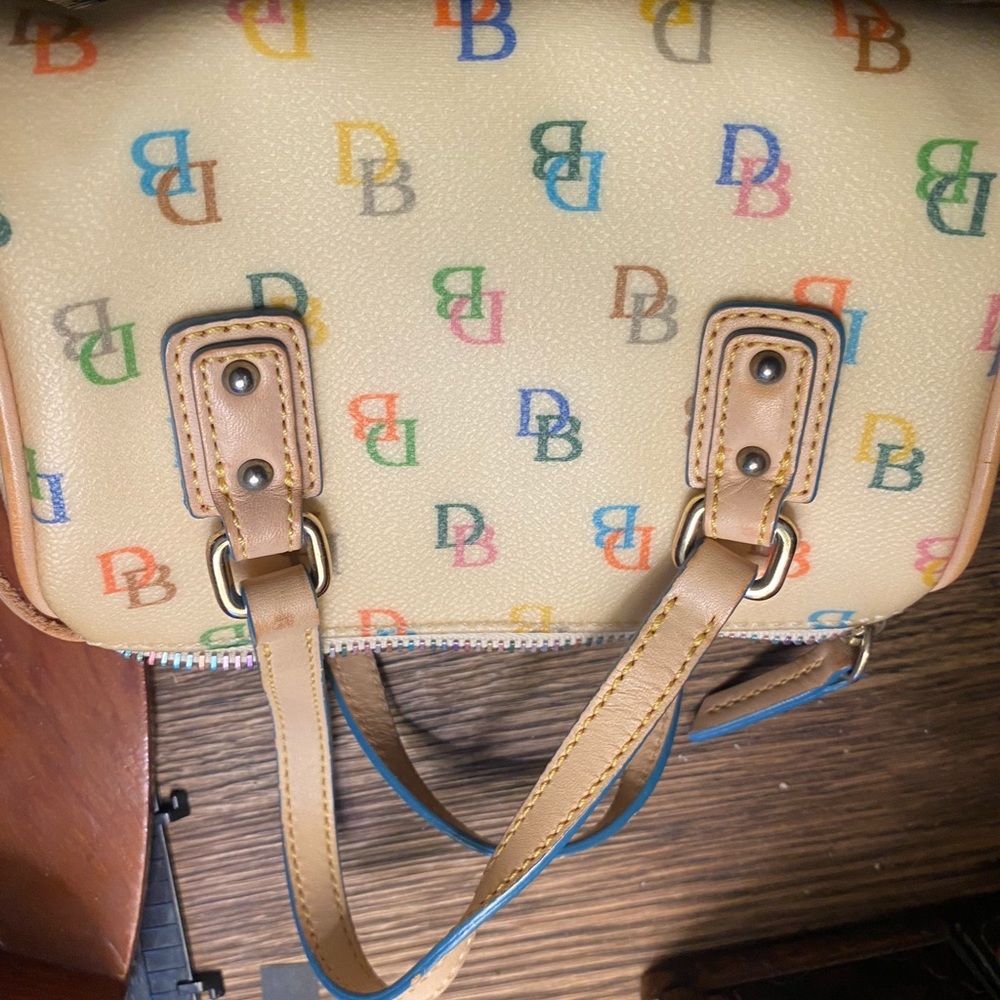 Hey small purse multiple colors
